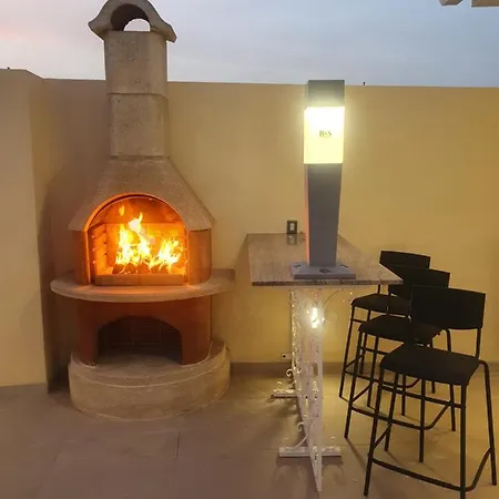 B&s Penthouse 602 Ghaxaq, Malta דירה